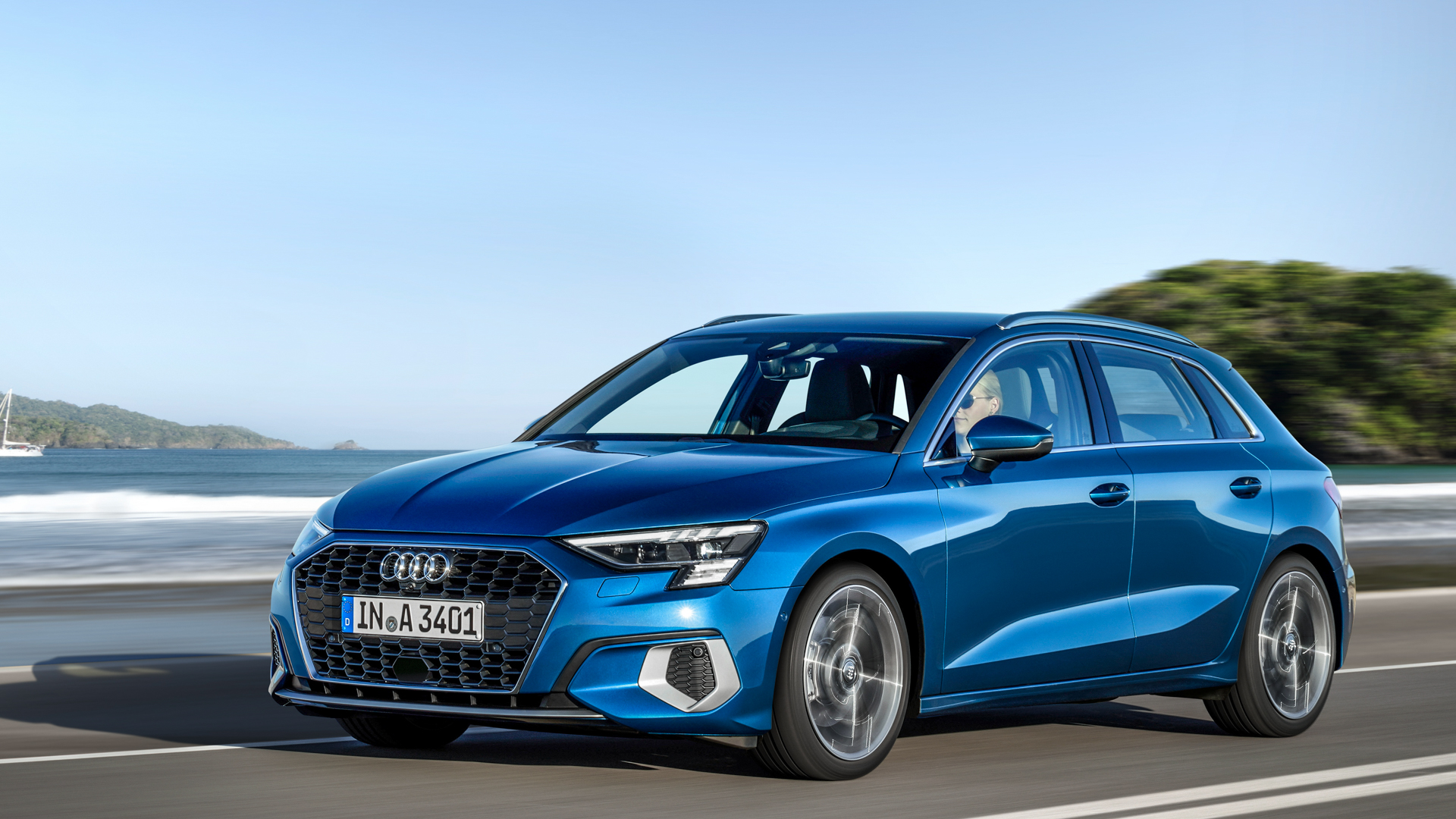 Audi A3 Sportback vs BMW 1 Series 9